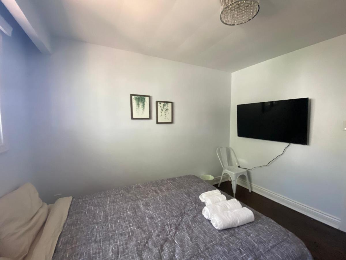 טורונטו Yonge And Finch Subway !Q Spacious & Quiet Private Bdr With Shared Bathroom מראה חיצוני תמונה